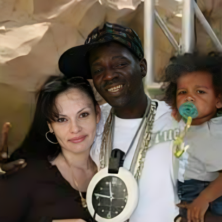 Flavor Flav and Elizabeth Trujillo with their son Karma.